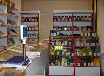 Фото Магазин кондитерских изделий В новом доме