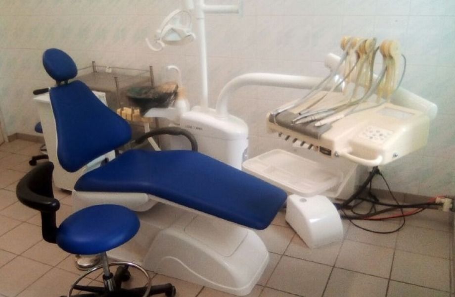 Две стоматологии в Невском и Московском районе