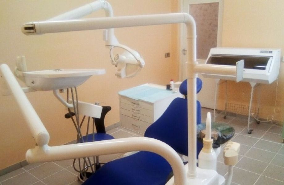 Две стоматологии в Невском и Московском районе