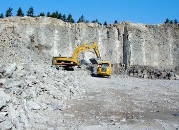 Фото Действующий карьер