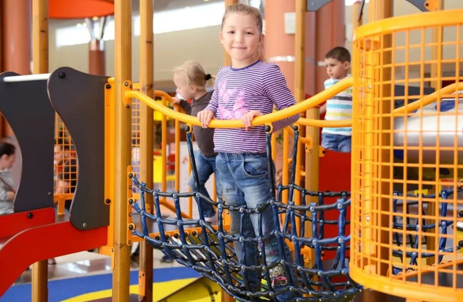 Фото 2 Детская игровая площадка в торговом центре