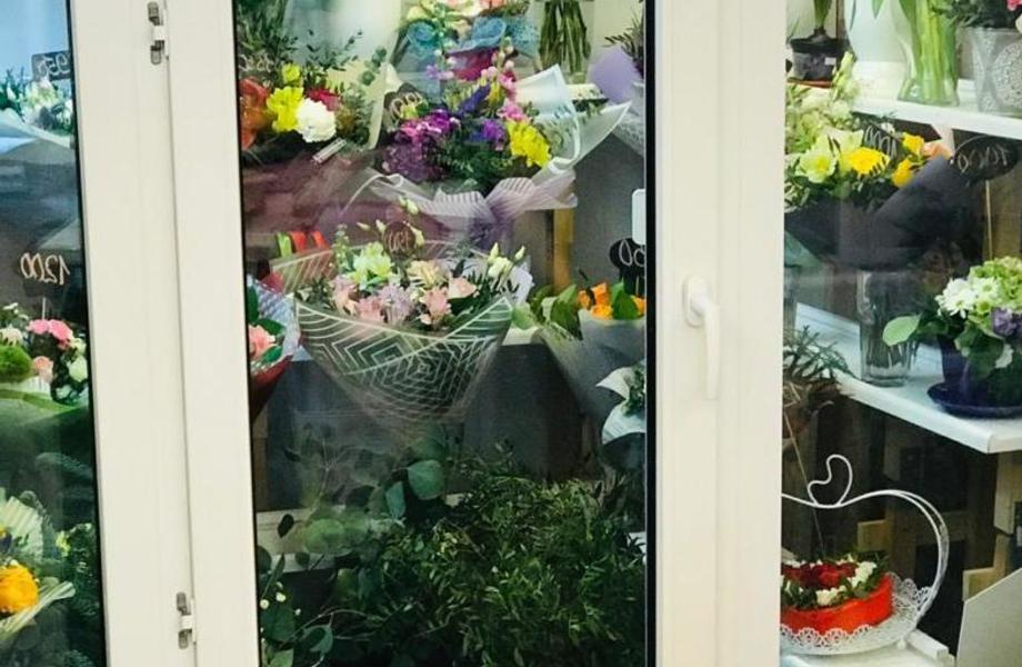 Цветочный магазин в Петроградском районе 