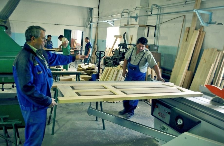 Действующее столярное производство и производство мебели