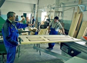Фото Действующее столярное производство и производство мебели