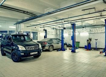 Фото Автосервис + СТО с доходом 300.000