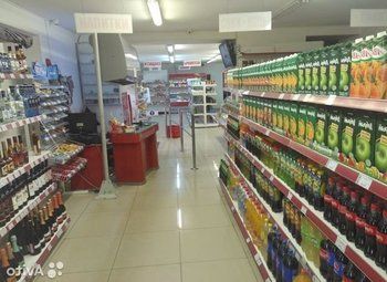 Фото Продуктовый магазин с лицензией на алкоголь