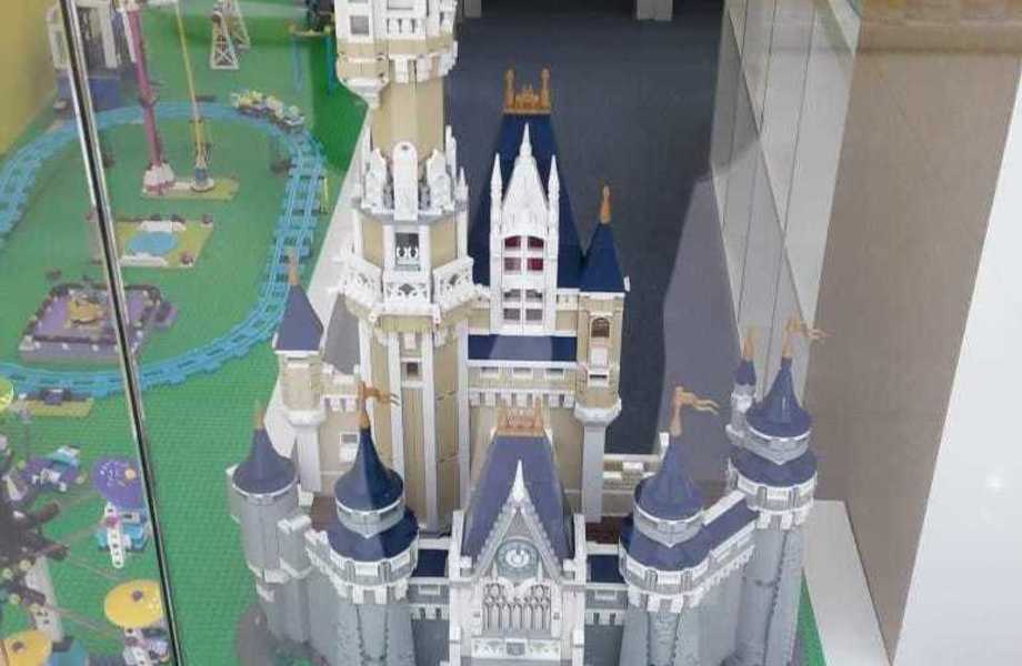 Игровая комната LEGO в ТРК 