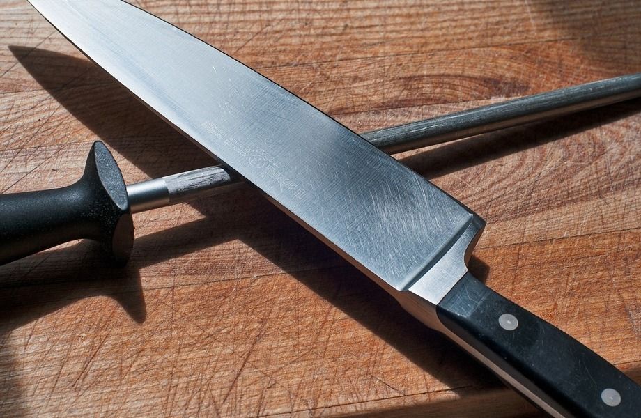 Студия заточки ножей по цене материальных активов.