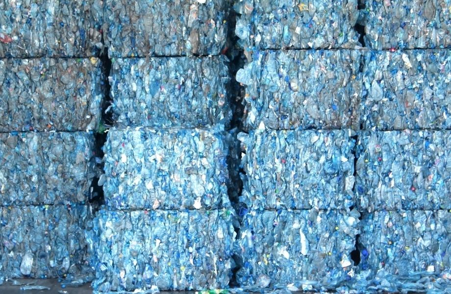Производство переработке пластика в черте города (13 лет)