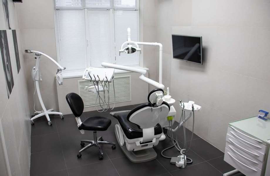 Стоматология на 3 кабинета+ рентген/с помещением в собственность