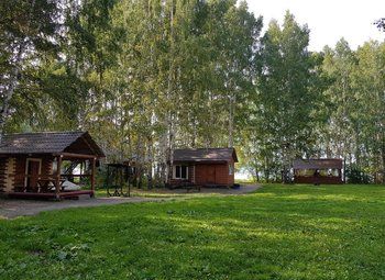 Фото База отдыха на берегу озера /Собственный пляж
