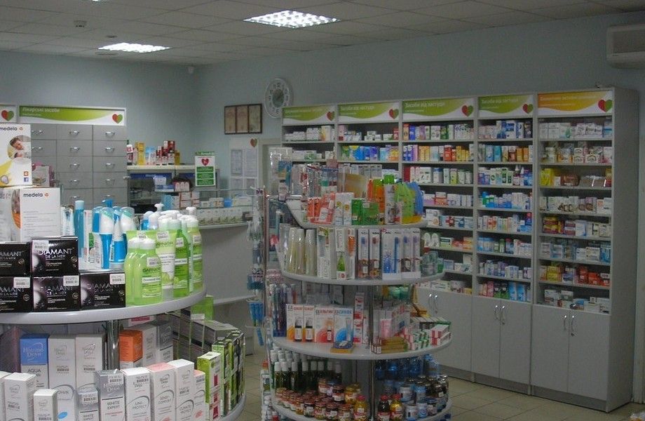 Крема продающиеся в аптеке. Косметика в аптеке будь здоров. В аптеке есть магазины. Аптека пров. В каких аптеках есть.