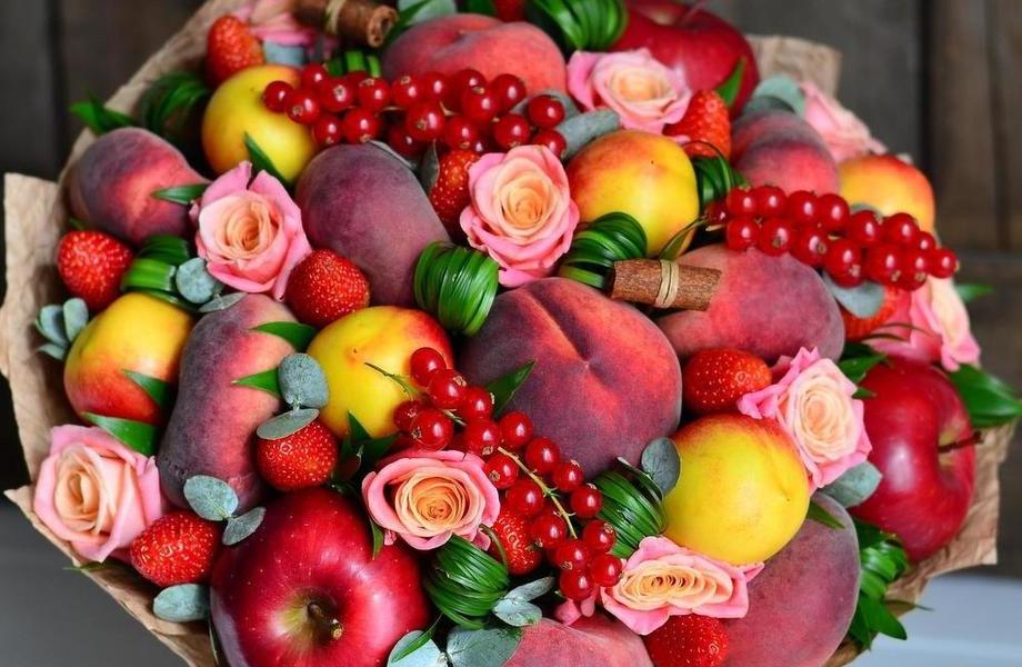 Интернет-магазин и производство букетов из свежих фруктов (11 лет)
