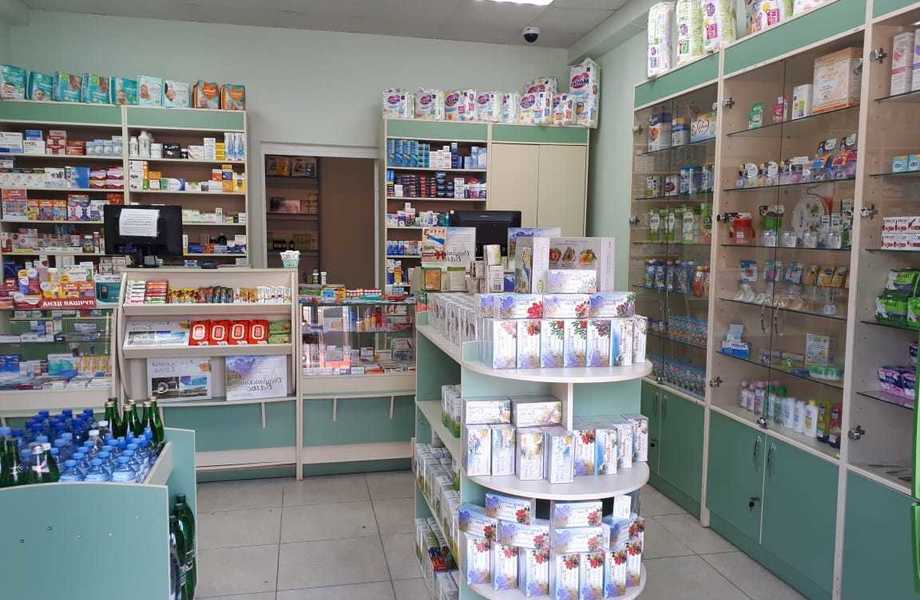 Аптека на Севере города в густонаселенном районе
