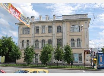 Фото Отдельностоящее здание под медицинский центр