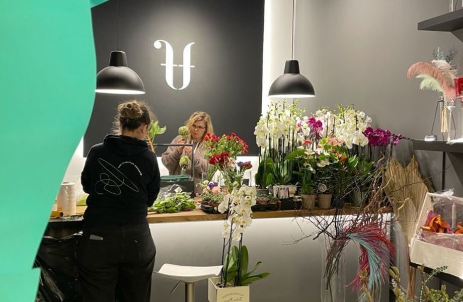 Премиум цветочный салон и  онлайн магазин