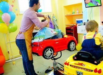 Фото Детский салон красоты в густонаселенном районе