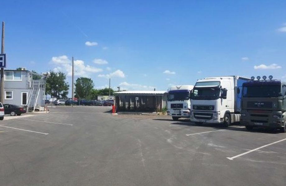 Сеть грузовых автостоянок от КИО с прибылью 270 тыс. руб.