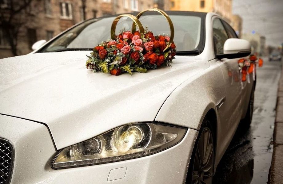 Бизнес по сдаче автомобилей с водителем на свадьбу в аренду 