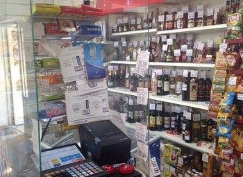 Фото 2 Магазин продуктов с алкогольной лицензией / 5 лет работы