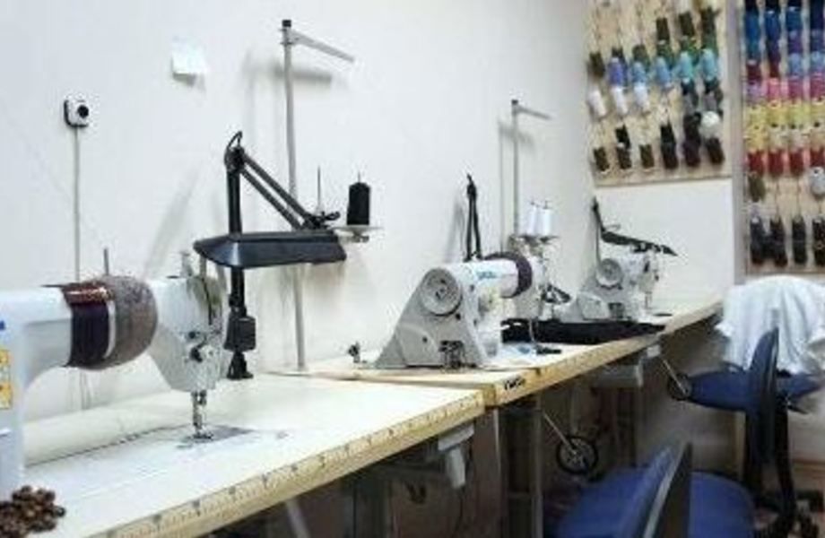 Ателье по пошиву и ремонту одежды. Работает 10 лет