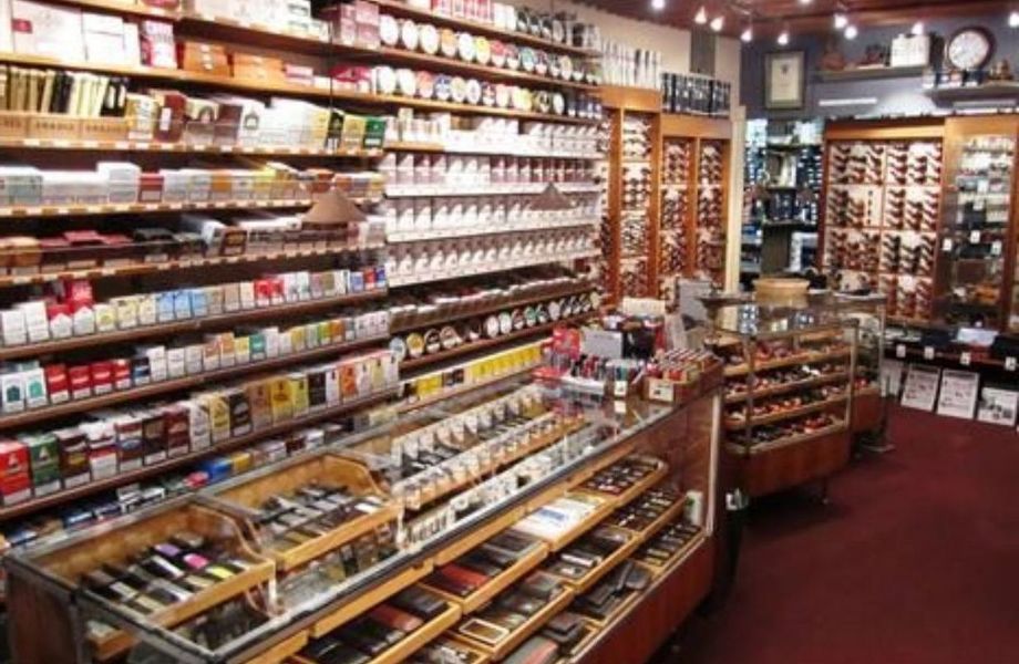 Табачный магазин\прибыль 120 000