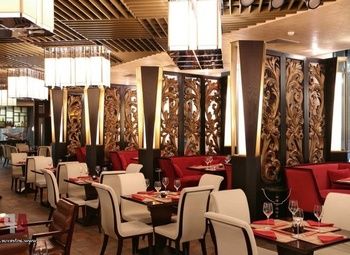 Фото Кафе азиатской и европейской кухни в хорошей локации